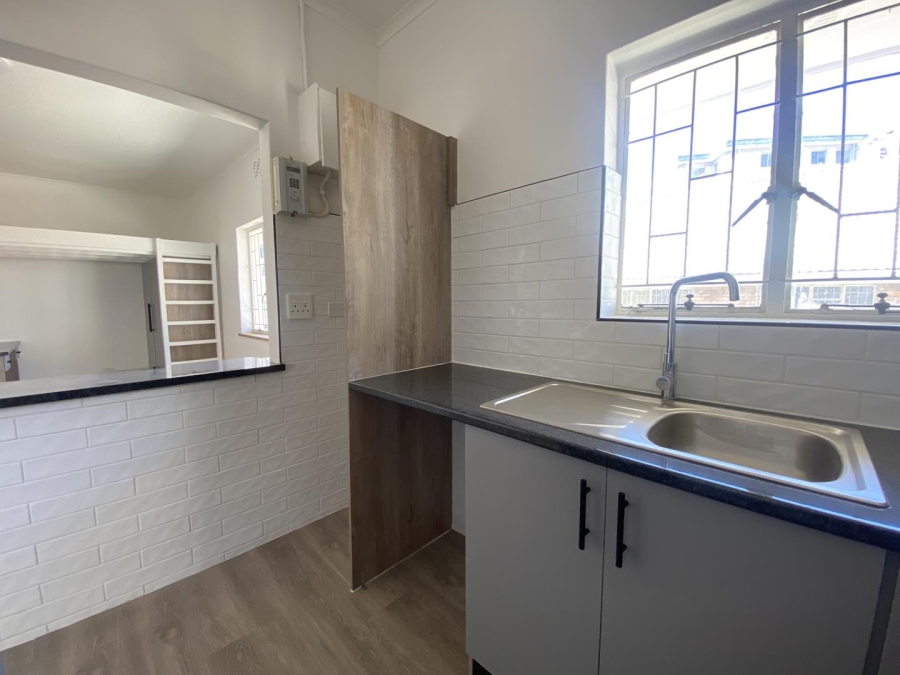 0 Bedroom Property for Sale in Sea Point Western Cape